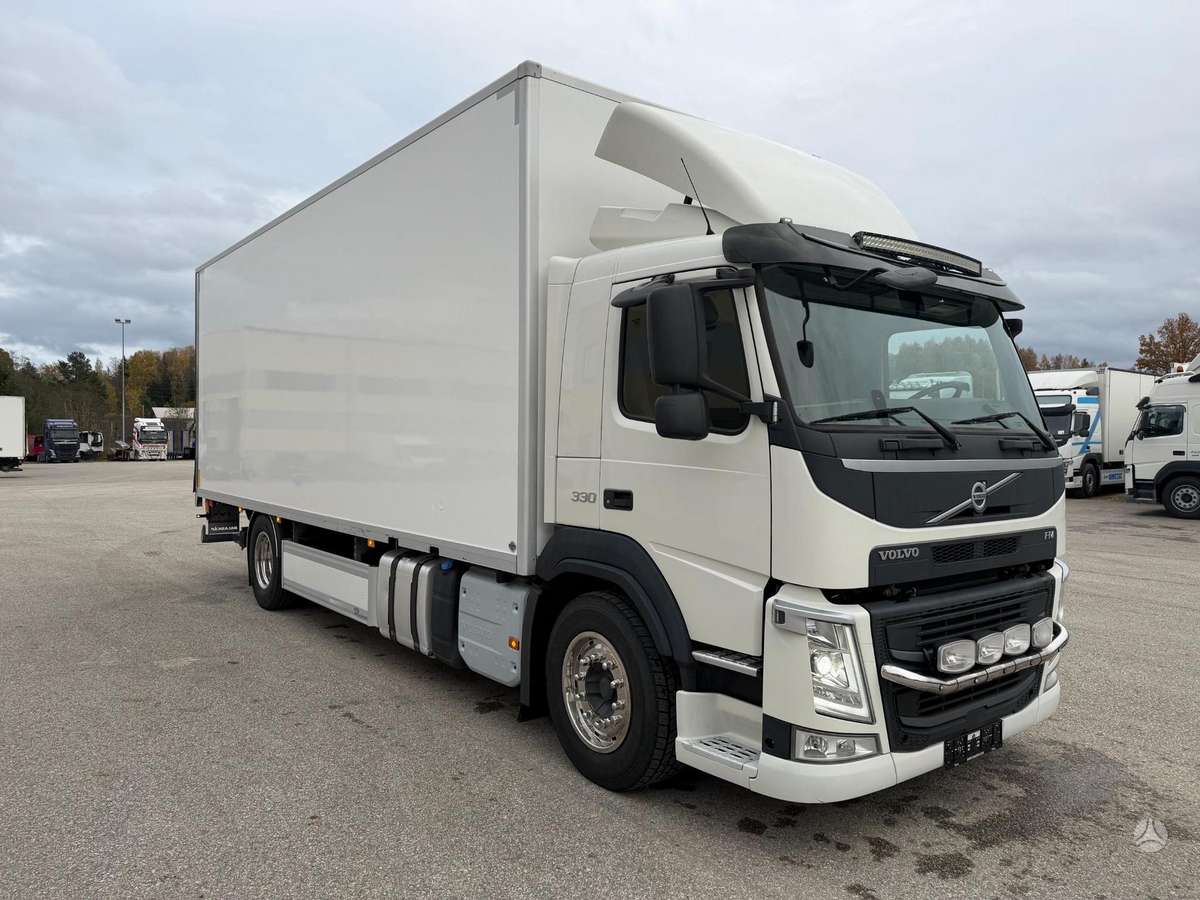 Volvo FM330 4x2, šaldytuvai