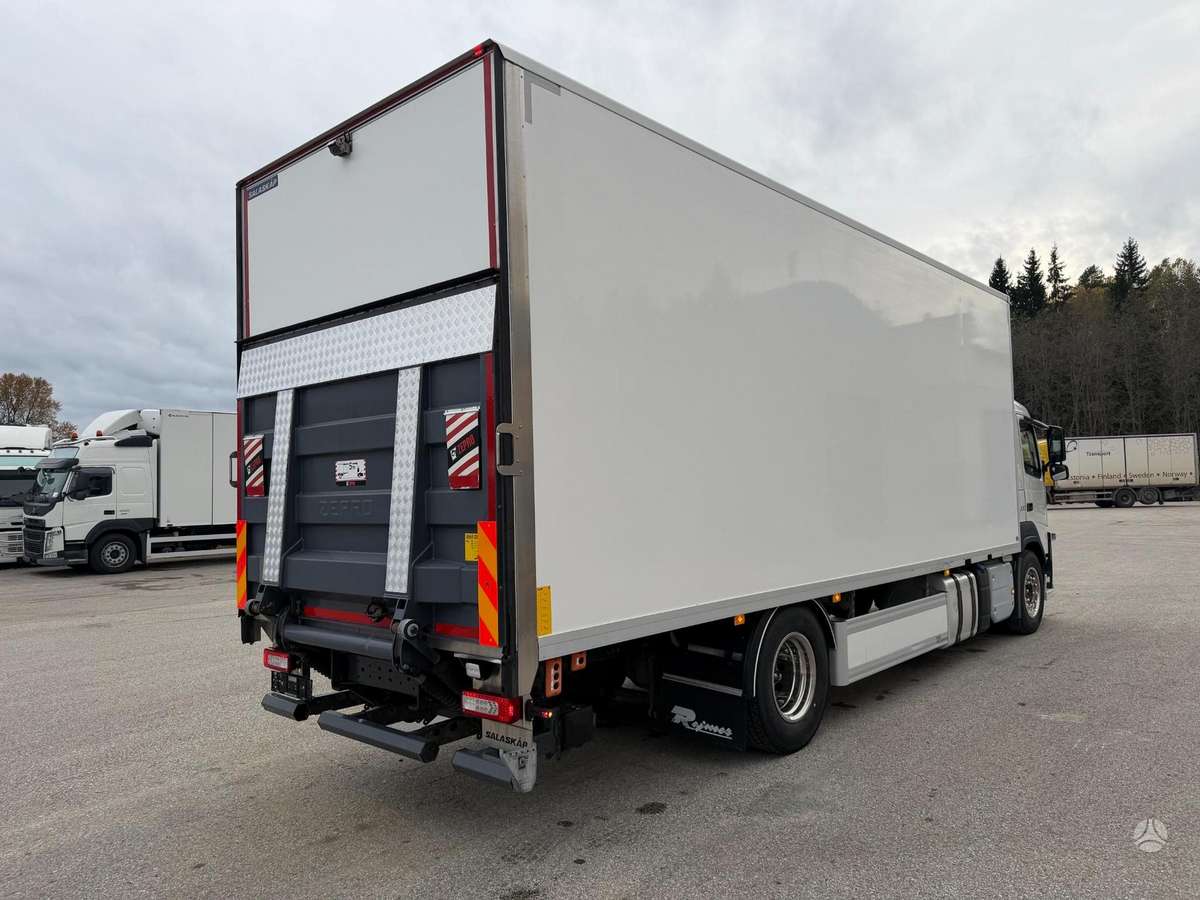 Volvo FM330 4x2, рефрижераторы