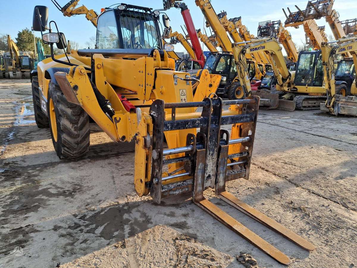 JCB 540-140, telescopic handler