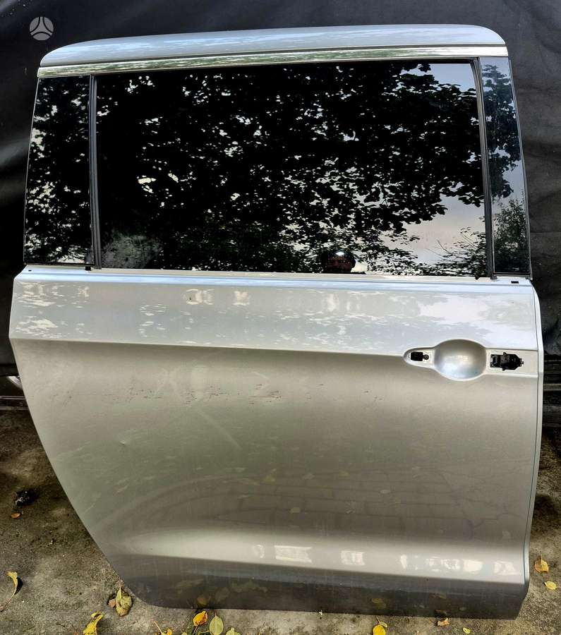 Chrysler Pacifica body parts