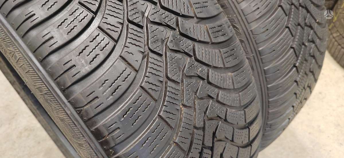Falken Eurowinter HS01, зимние 245/40 R20