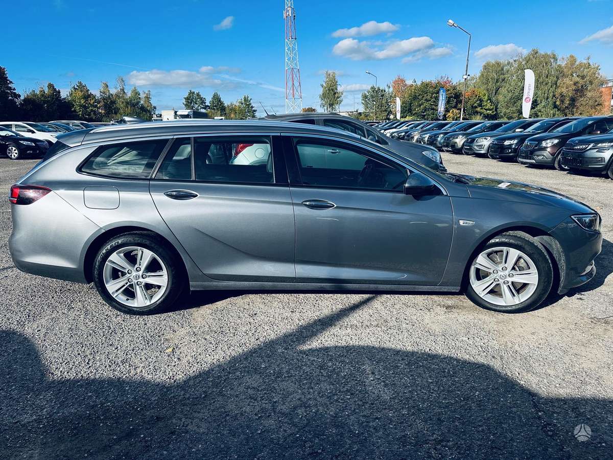 Opel Insignia, 1.6 l., hatchback