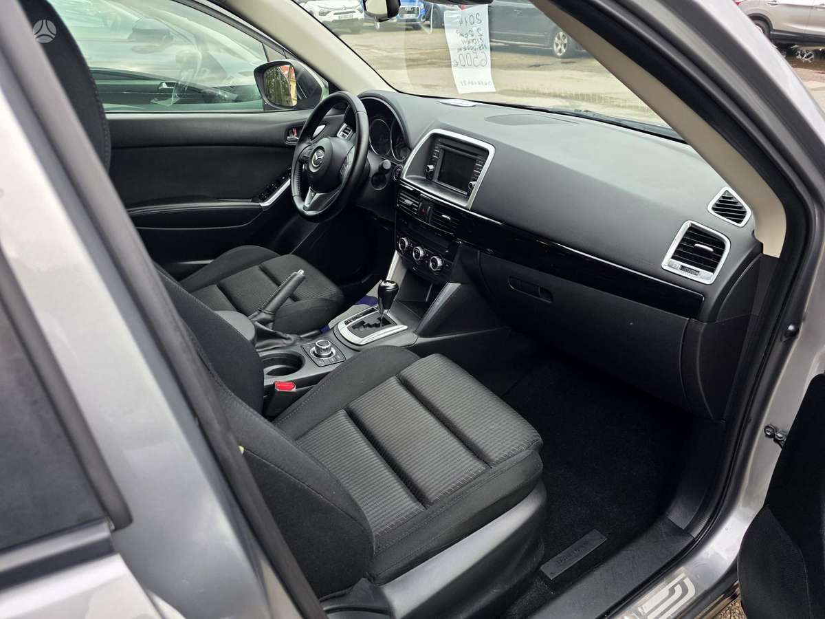 Mazda CX-5, 2.2 l., off-road / crossover