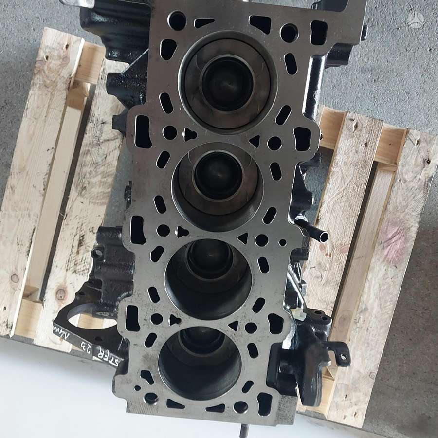 Renault Master, M9T870, engine