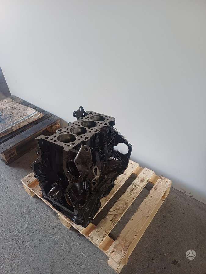 Renault Master, M9T870, engine