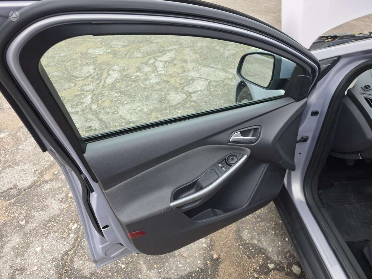Ford Focus, 1.6 l., Хэтчбек
