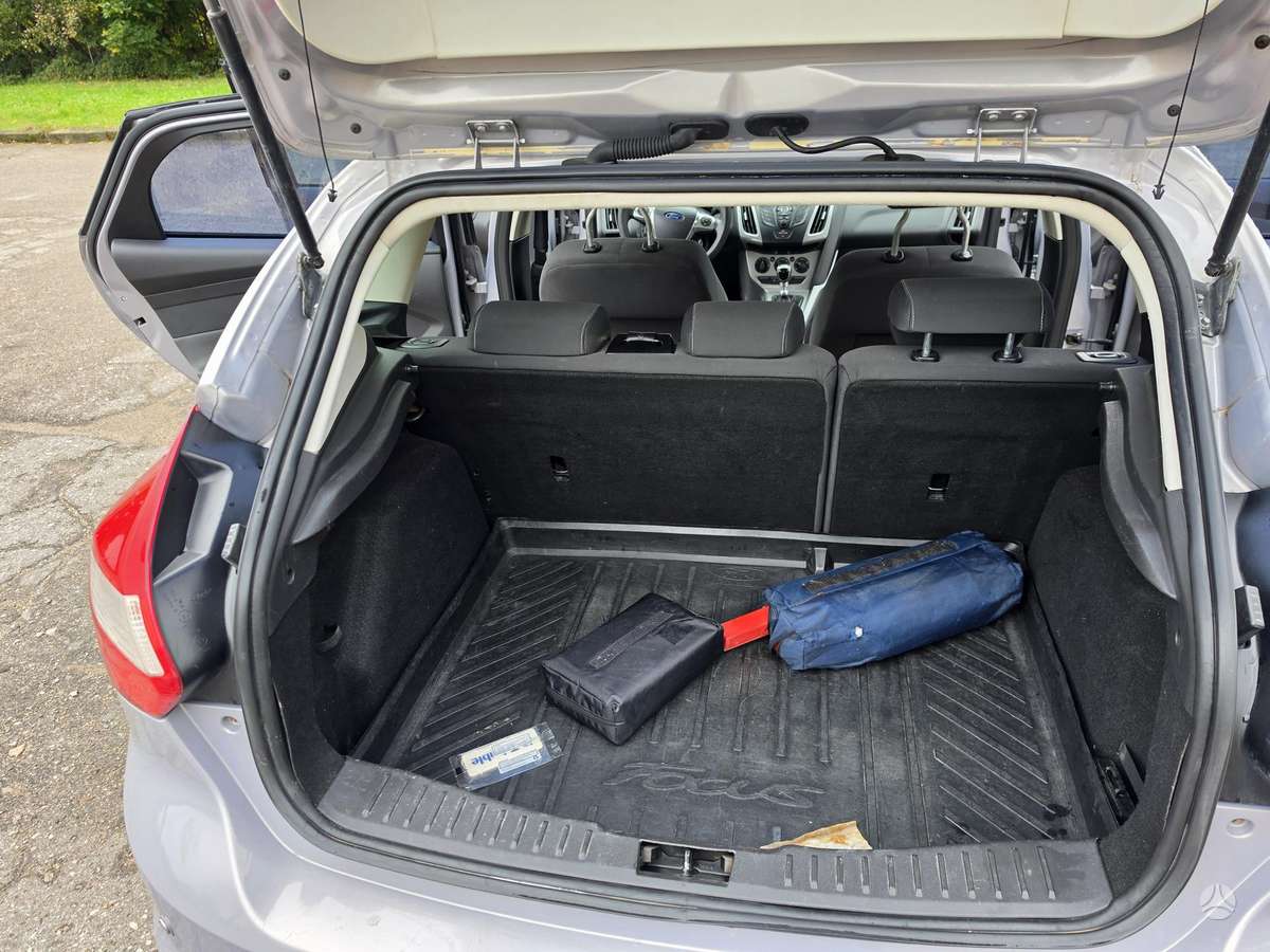 Ford Focus, 1.6 l., Хэтчбек