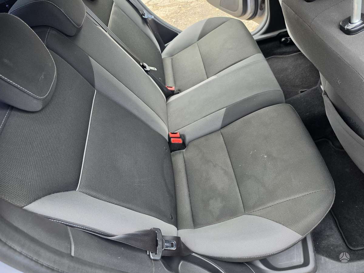 Ford Focus, 1.6 l., Хэтчбек