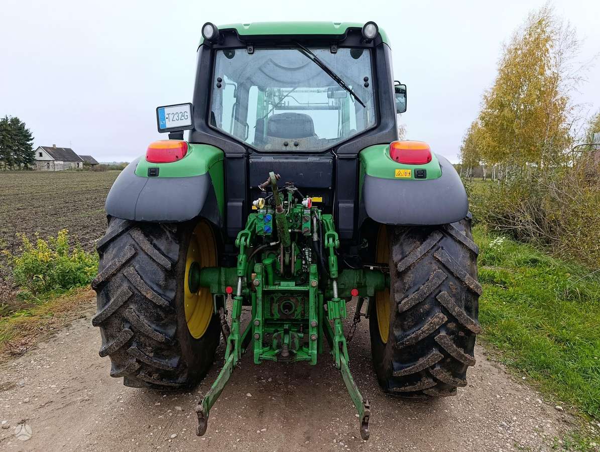 John Deere 6230, traktoriai