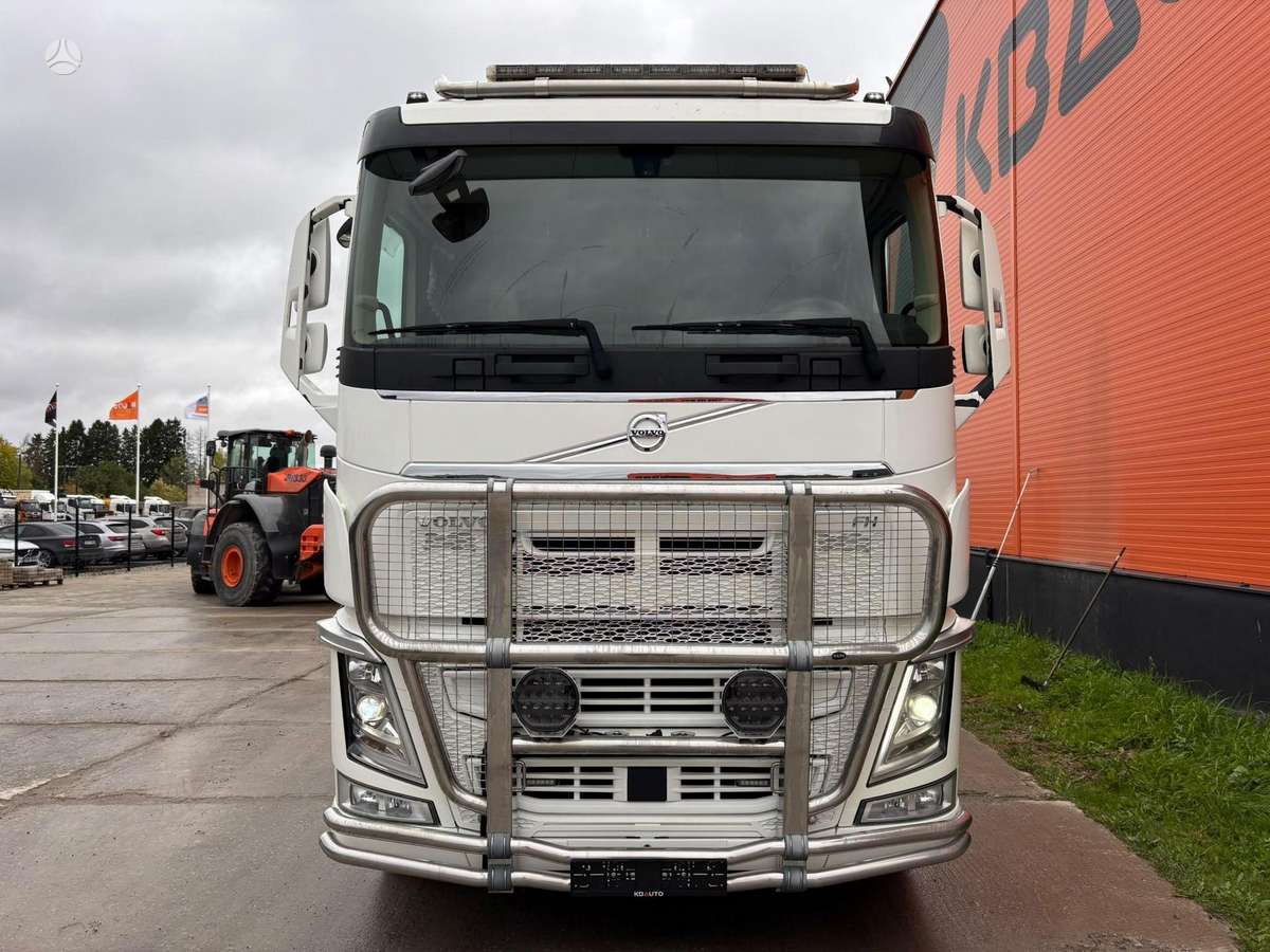 Volvo FH 500 6x2*4, шасси