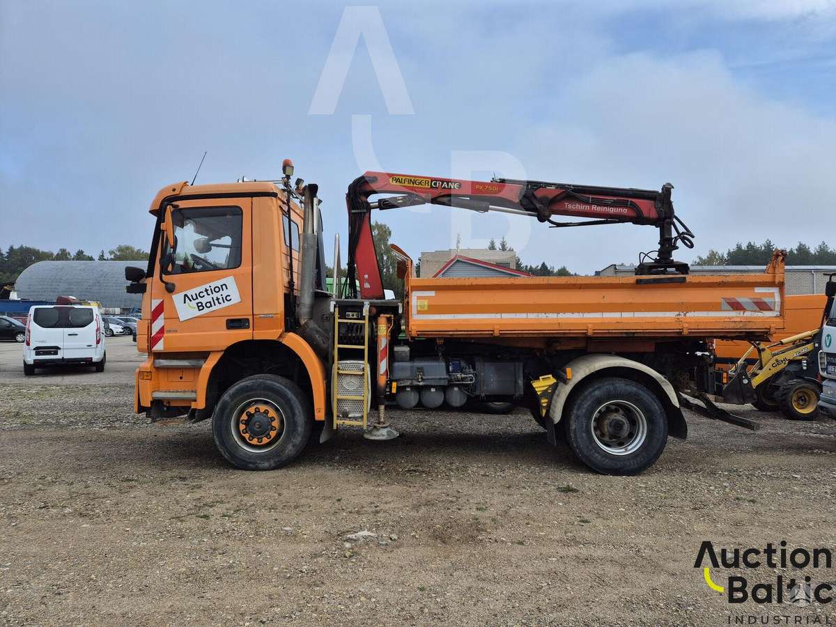 Mercedes-Benz Actros 1831, самосвалы