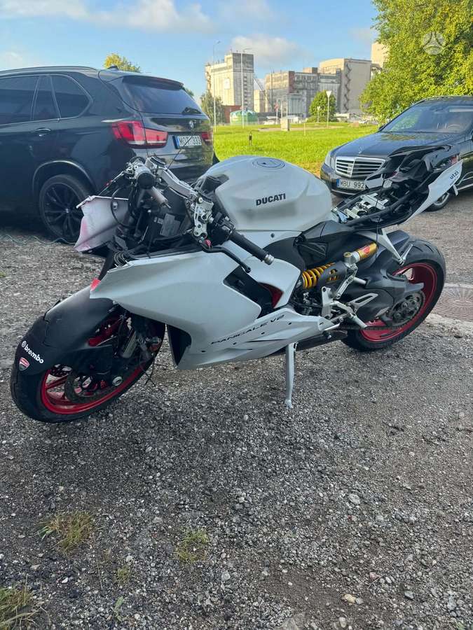 Ducati Panigale, sportiniai / superbikes