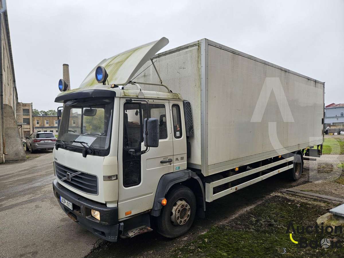 Volvo FL612, фургоны-боксы