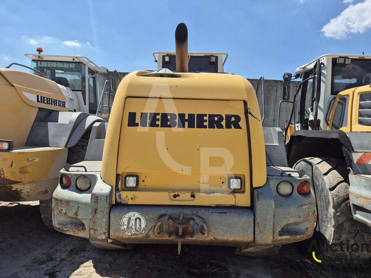 Liebherr L 556, frontal loader