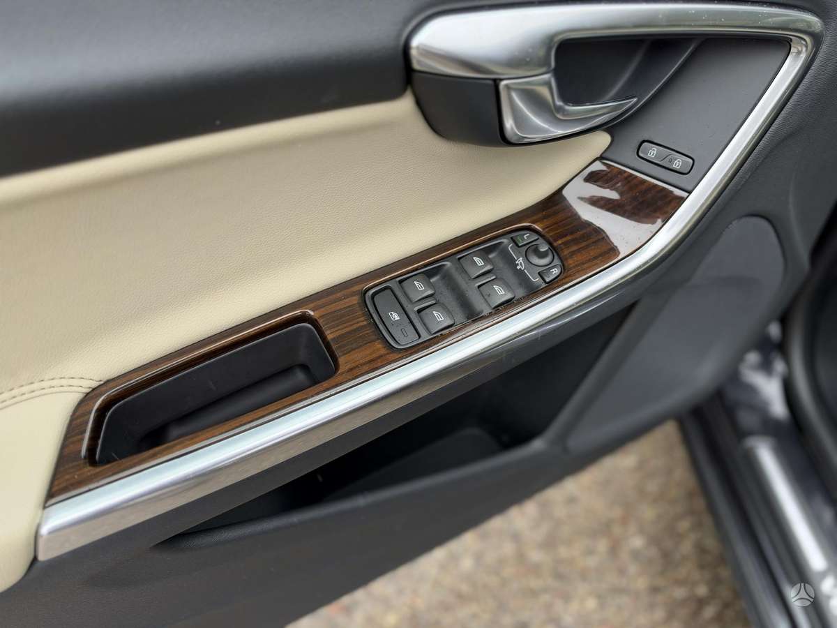 Volvo V60, 2.0 l., Универсал
