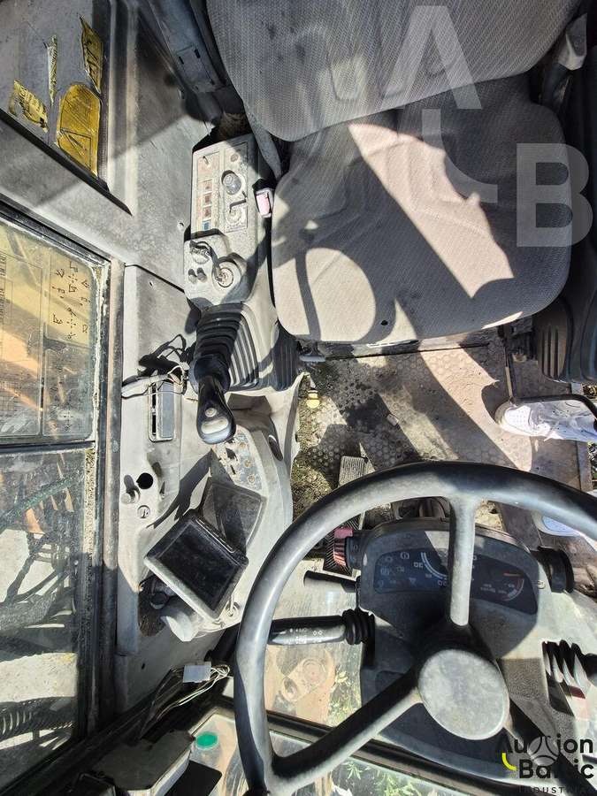 Case WX 120, excavator