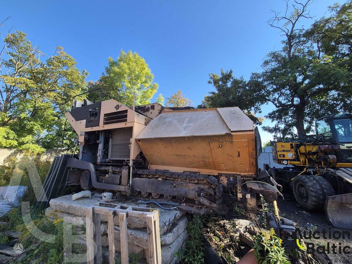 ABG Titan 7820, paving machinery