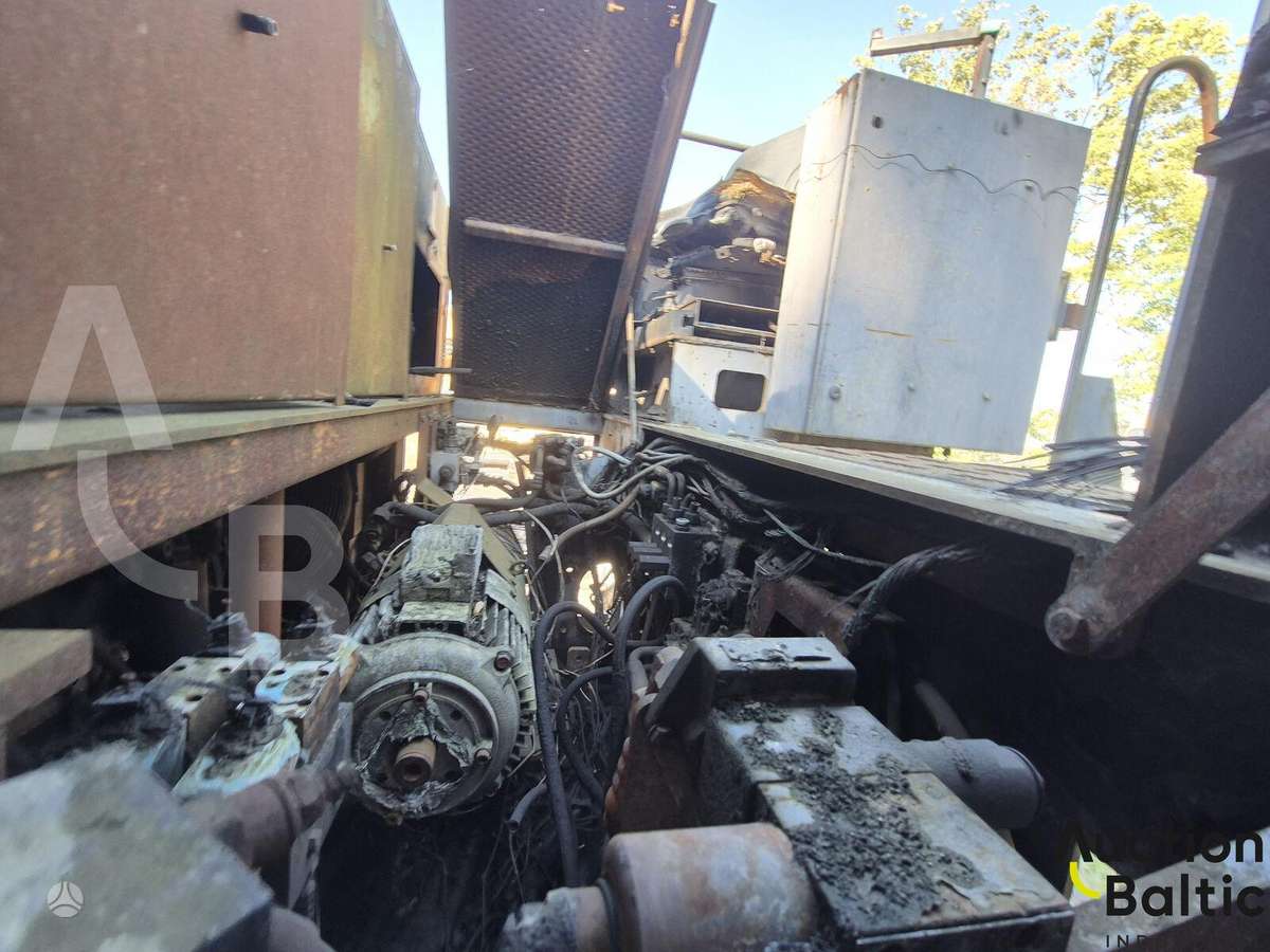 ABG Titan 7820, paving machinery