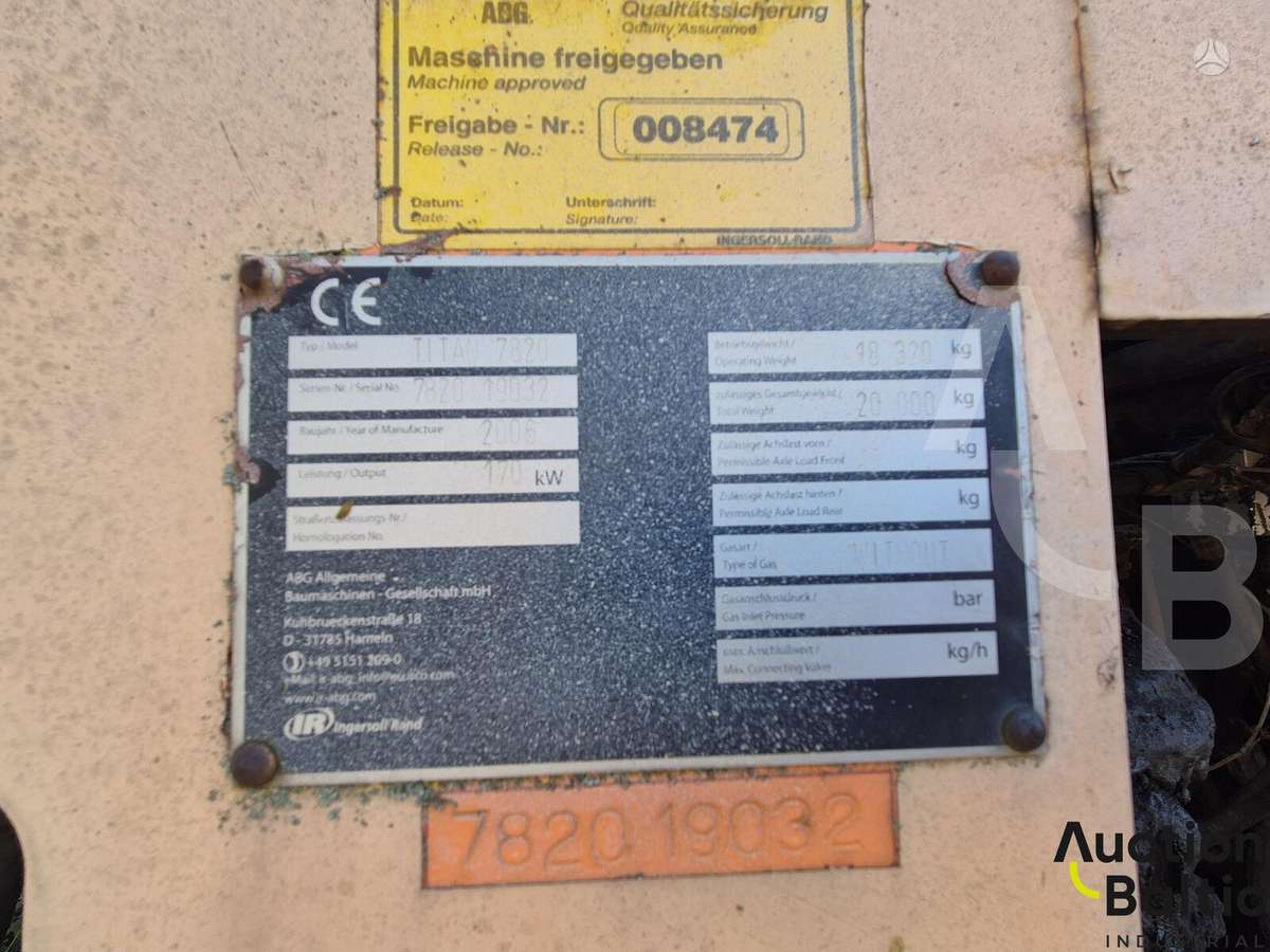 ABG Titan 7820, paving machinery