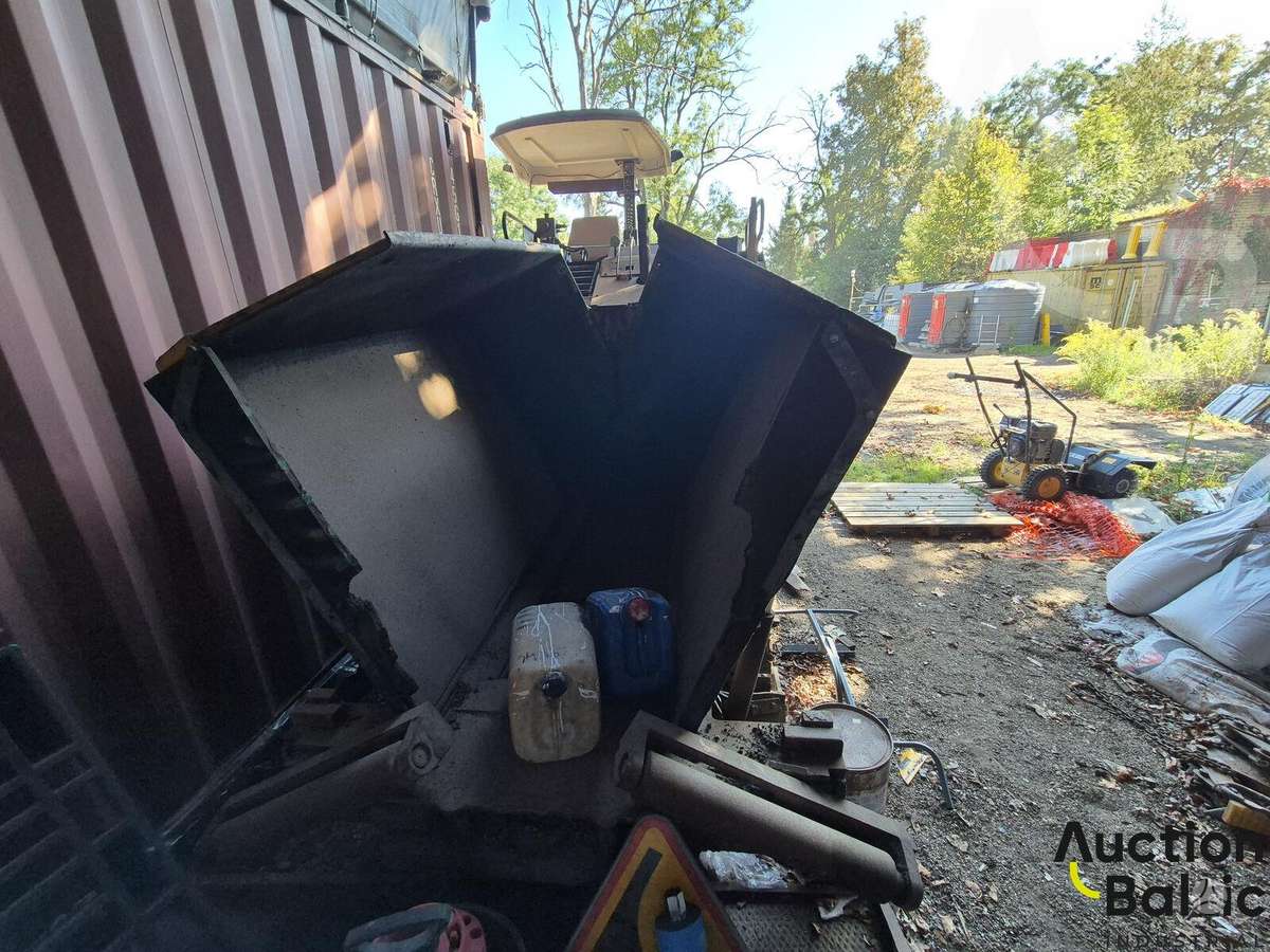 ABG Titan 125, paving machinery