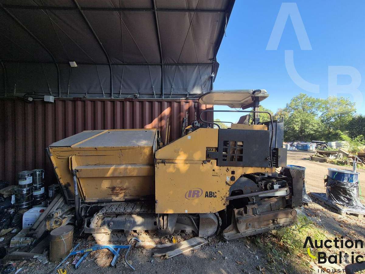 ABG Titan 125, paving machinery