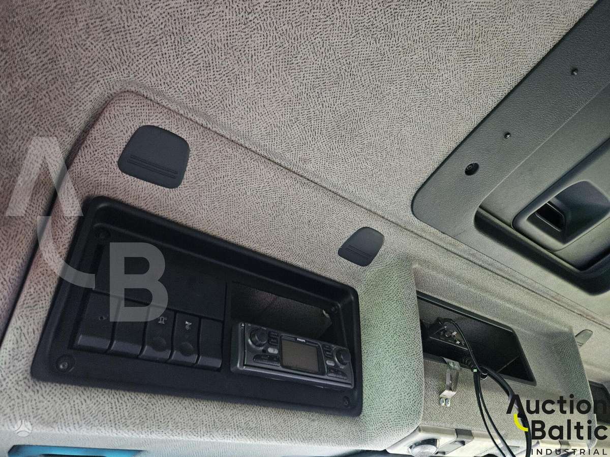Renault Premium 250, самосвалы