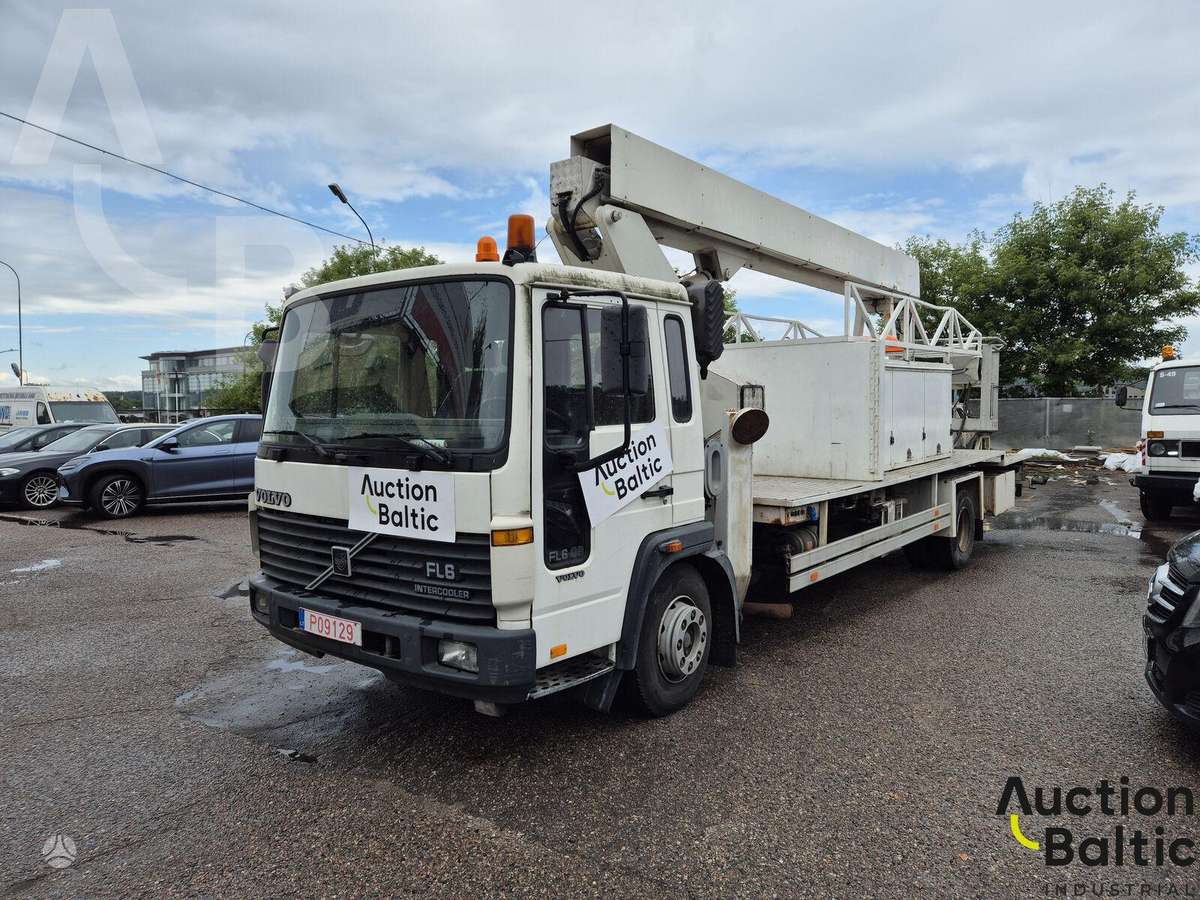 Volvo FL6 110, автовышки