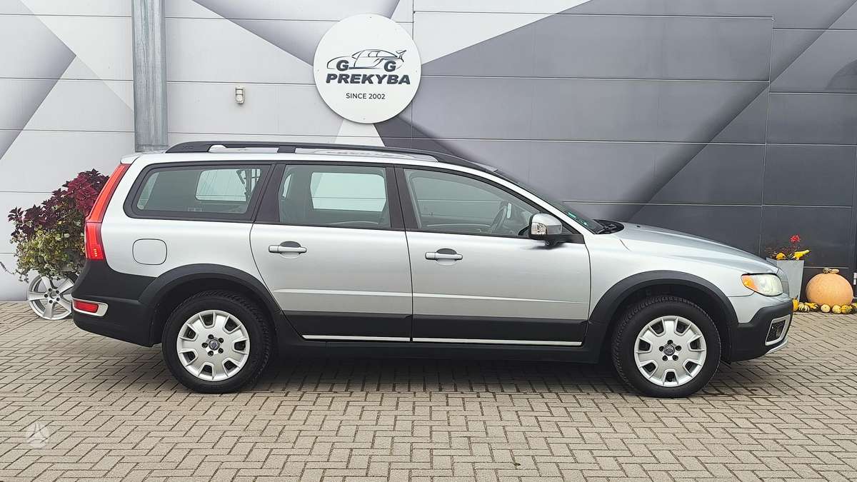 Volvo XC70, 2.4 l., Универсал