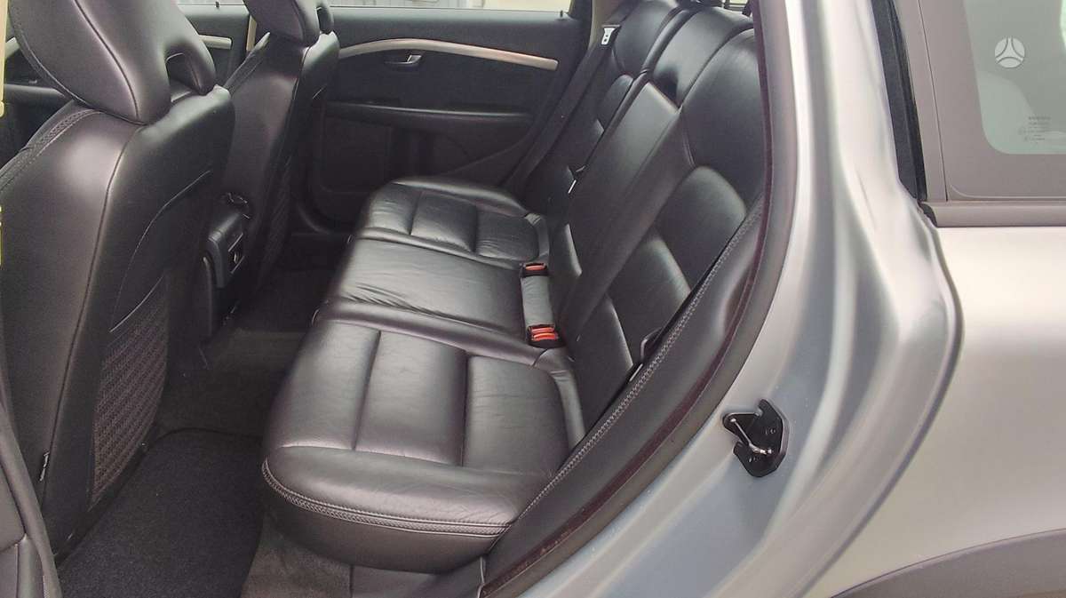 Volvo XC70, 2.4 l., Универсал