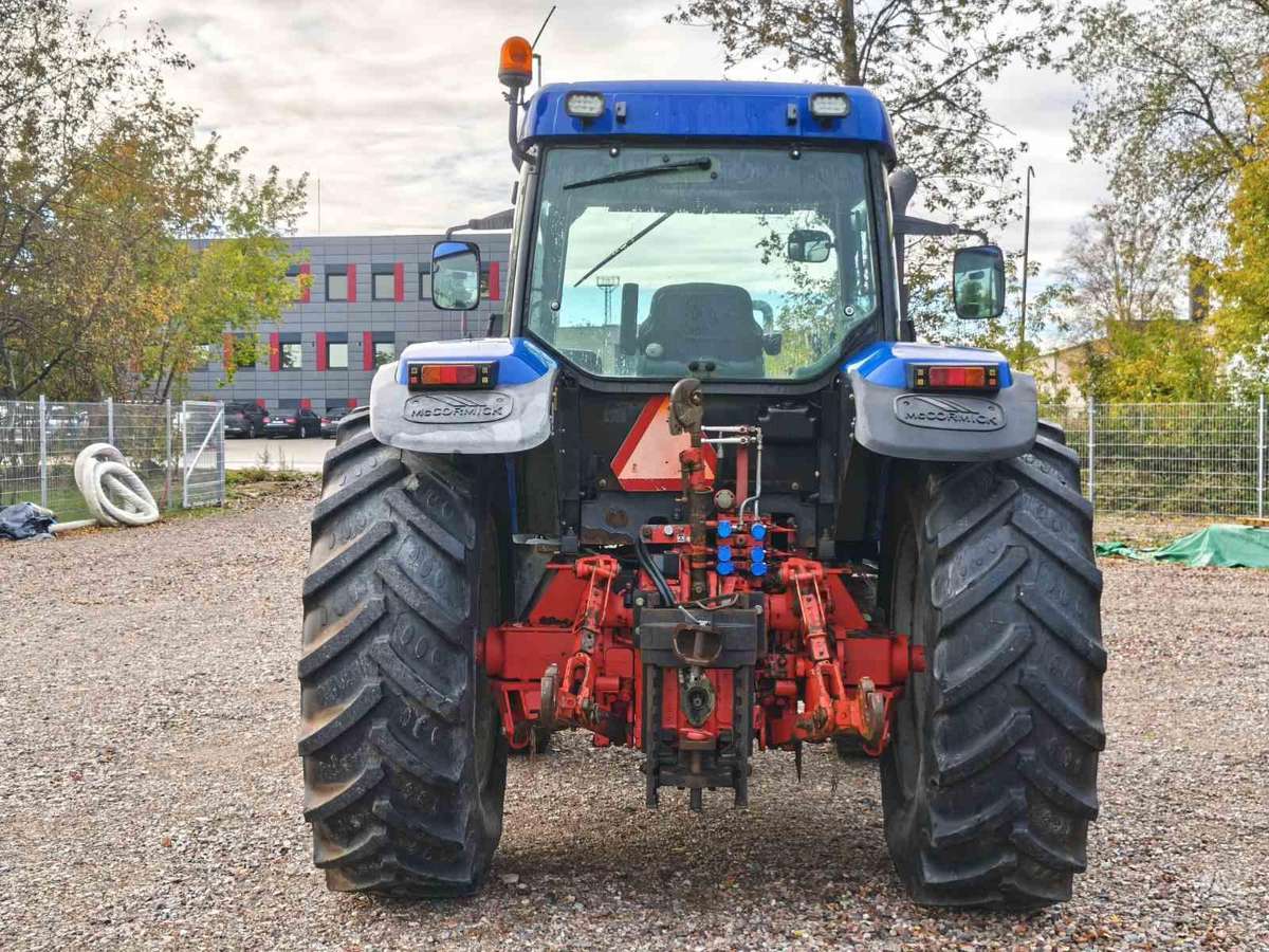 Case MX 135   McCormick MTX 140, tractors