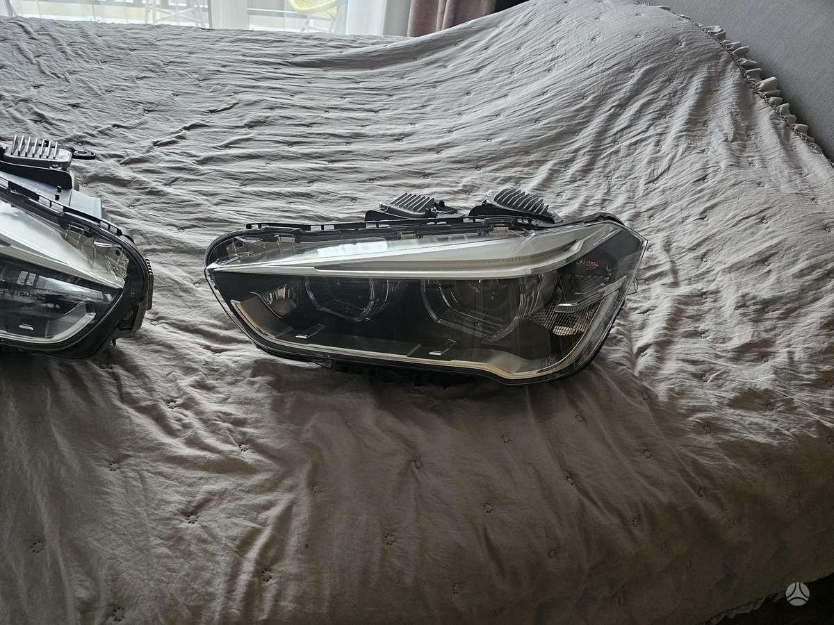 BMW X1 lights