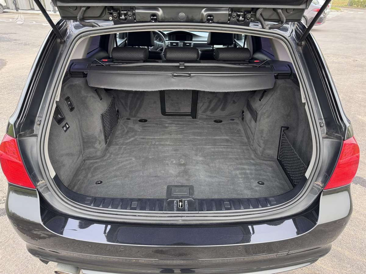 BMW 320, 2.0 l., universalas
