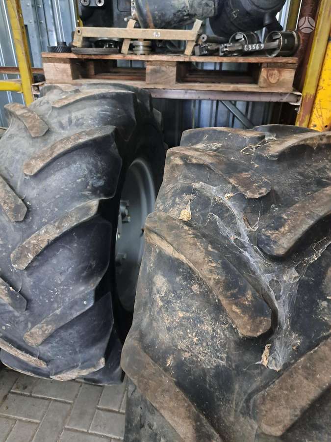 Mitas AC70T