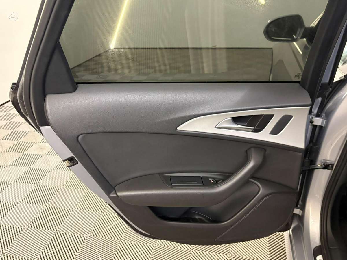 Audi A6, 3.0 l., Универсал