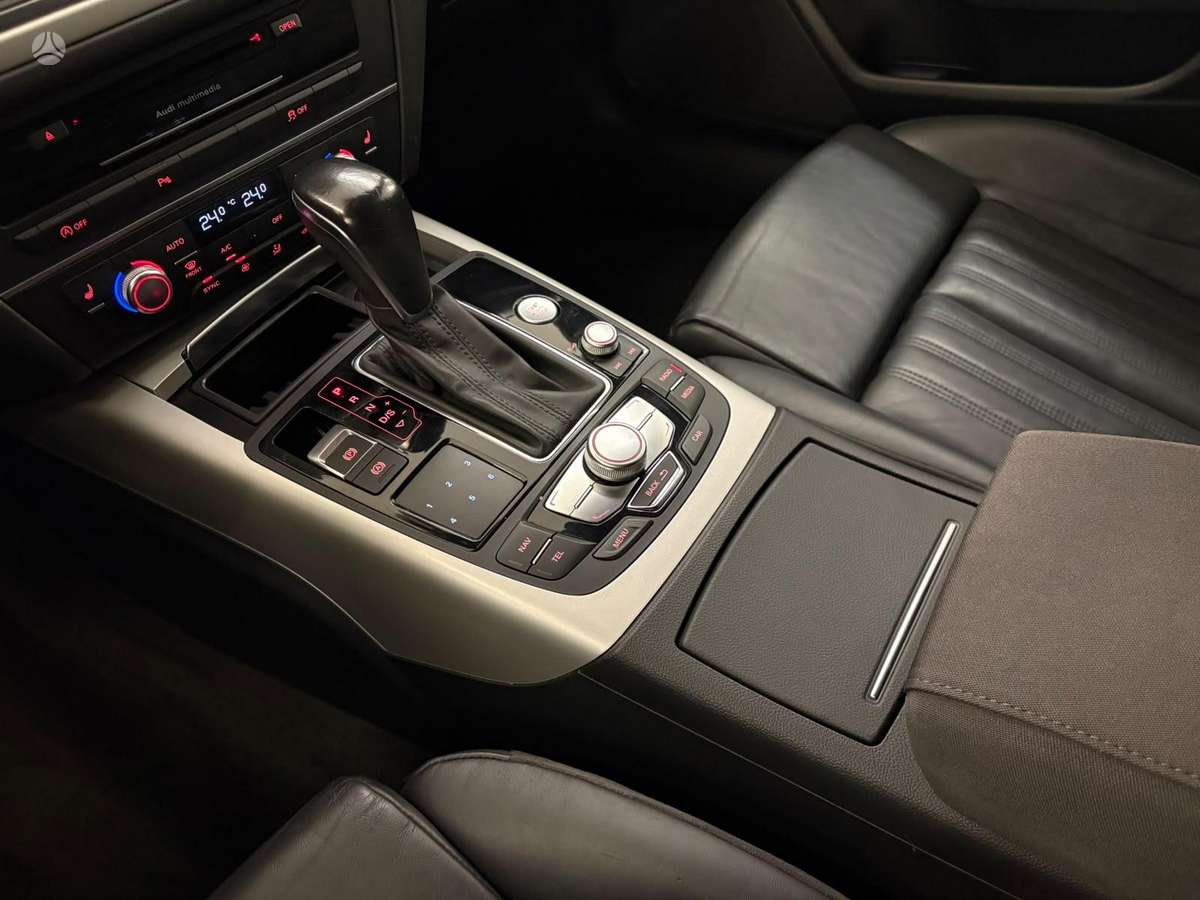 Audi A6, 3.0 l., universalas