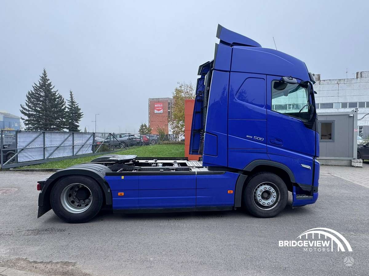 Volvo FH500, double sleeper