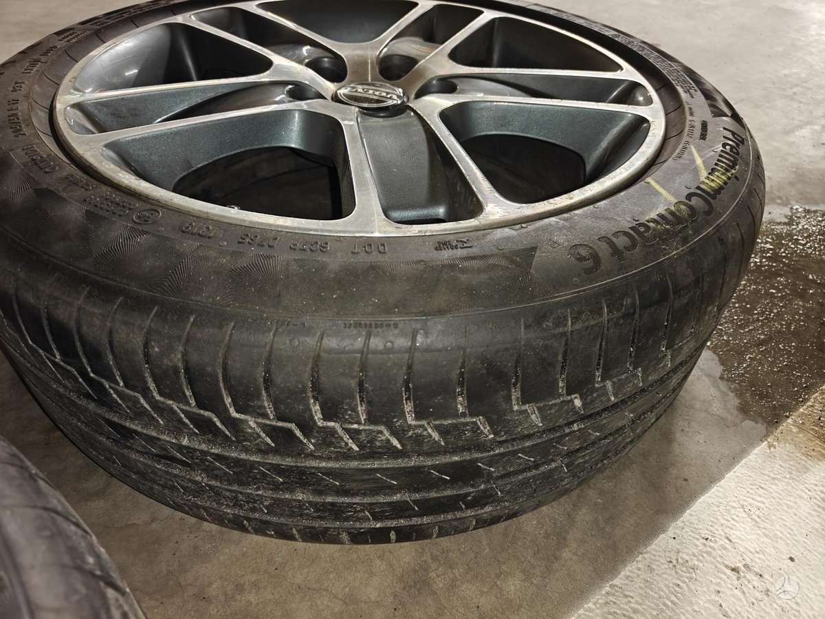 Volvo V50, light alloy, R17