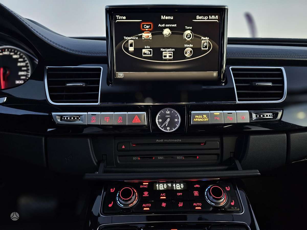 Audi A8, 3.0 l., Седан