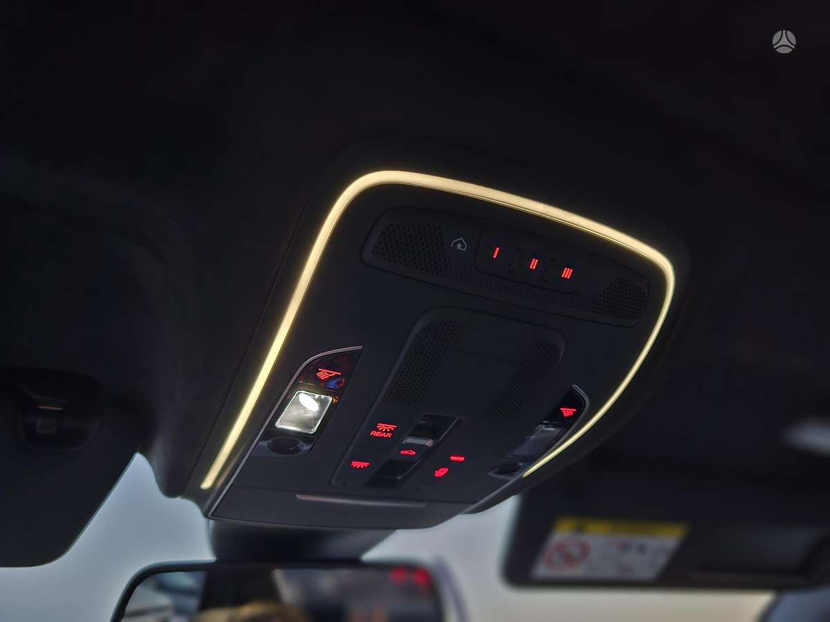 Audi A8, 3.0 l., Седан