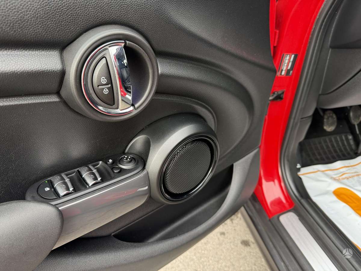 Mini Cooper, 1.5 l., Хэтчбек