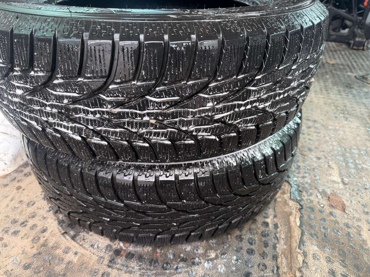 Continental, vasarinės 215/60 R17