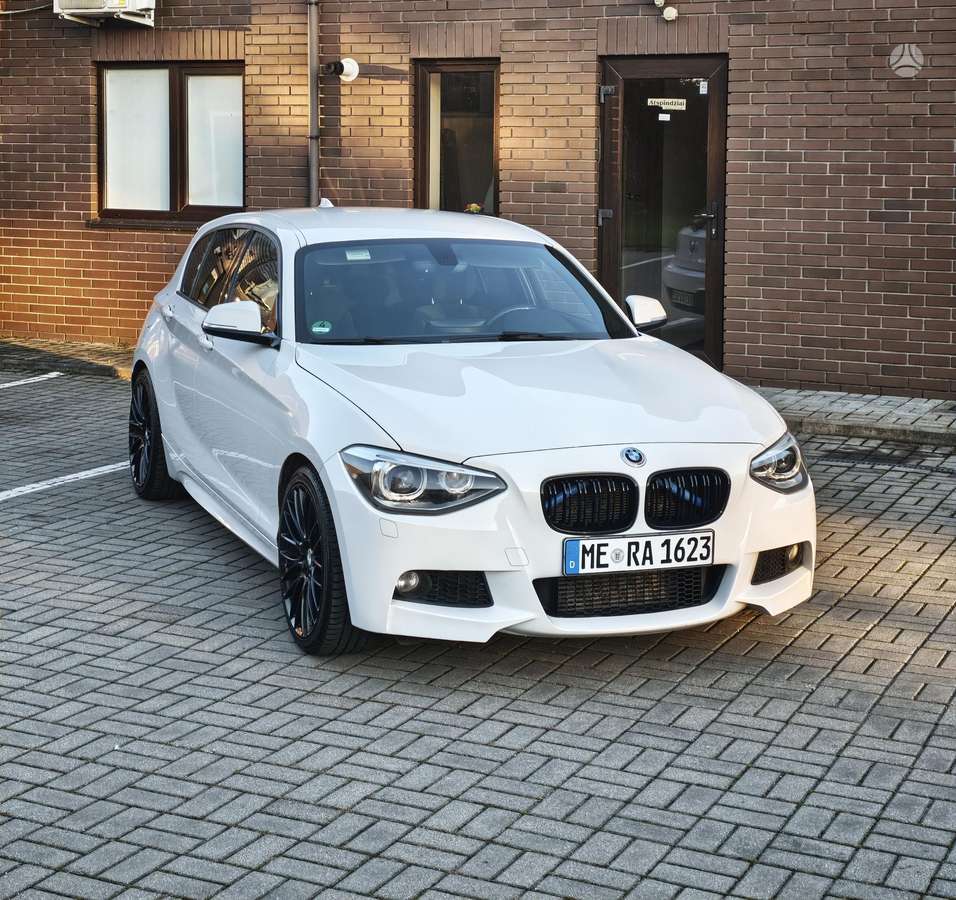 BMW 120