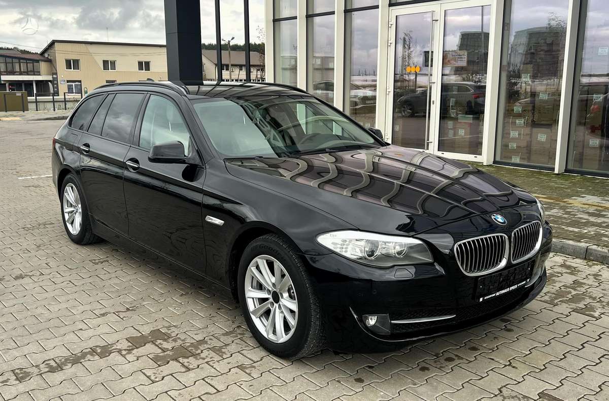 BMW 520, 2.0 l., Универсал