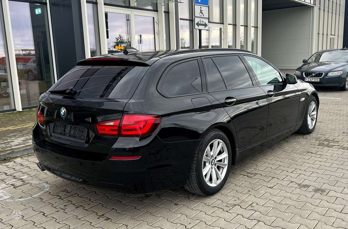 BMW 520, 2.0 l., Универсал