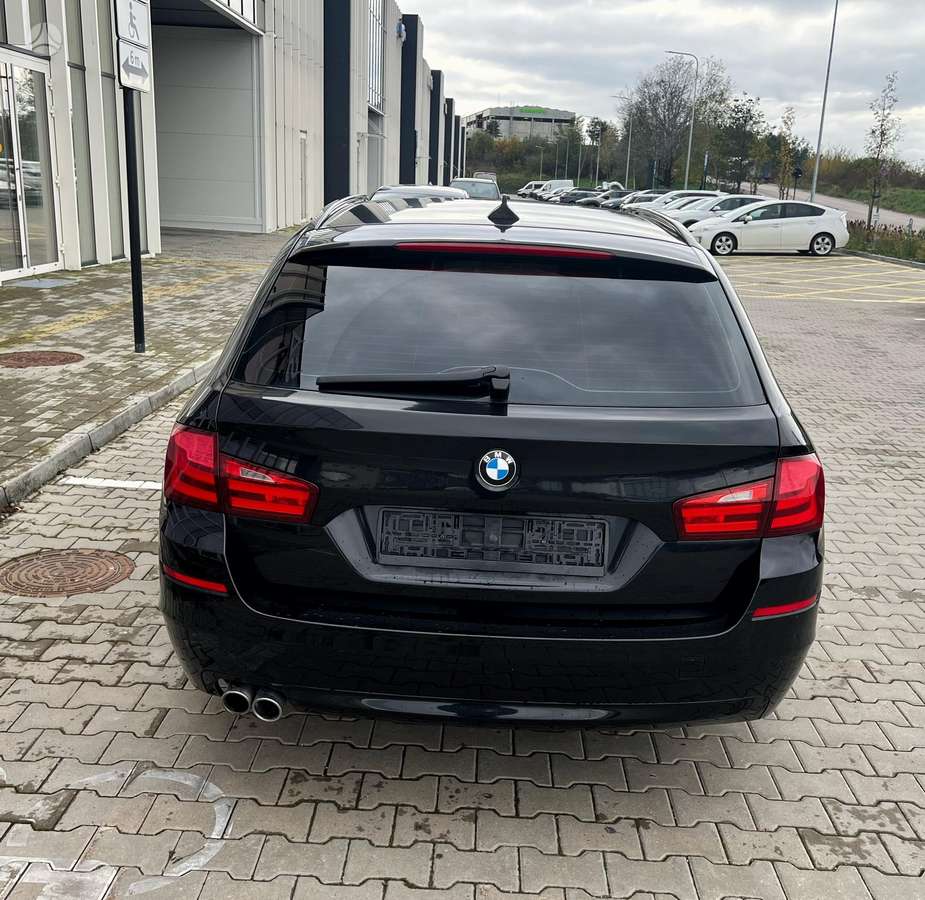 BMW 520, 2.0 l., wagon
