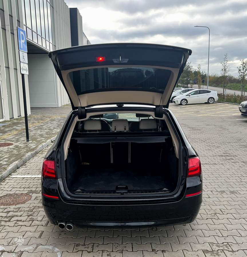 BMW 520, 2.0 l., Универсал