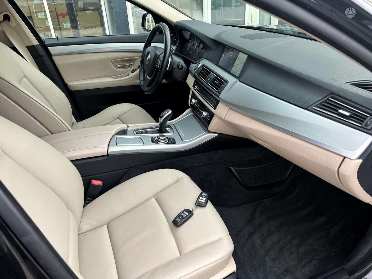 BMW 520, 2.0 l., wagon