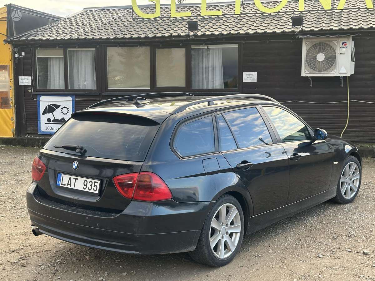 BMW 320, 2.0 l., wagon