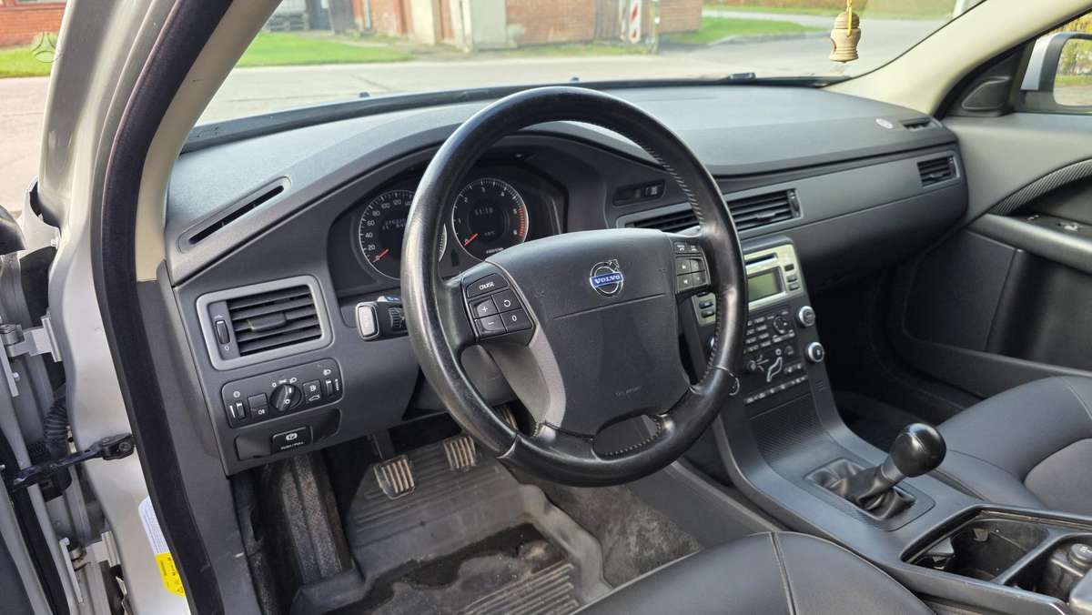 Volvo V70, 2.4 l., wagon