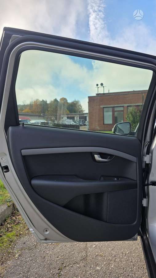 Volvo V70, 2.4 l., wagon